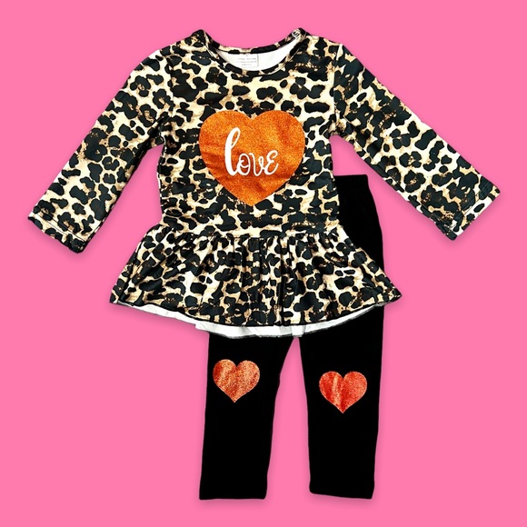 Brittanynj Boutique Other - Cheetah Love Outfit Set